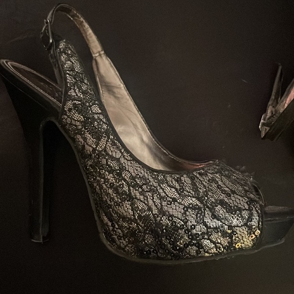 A Touch of Nina Sparkly High Heels - Picture 7 of 8